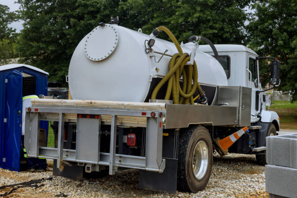 Best Portable restroom trailer rental  in West Hammond, NM